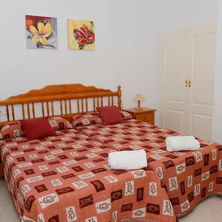 Zafiro 35b - Grupo Turis Lejlighed